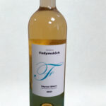 .Seywal - wino białe półsłodkie 9 % 26g/l cukru  750ml